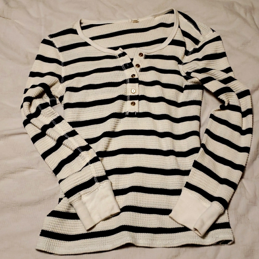 Large Jcrew cream with navy blue stripe thermal gold buttons